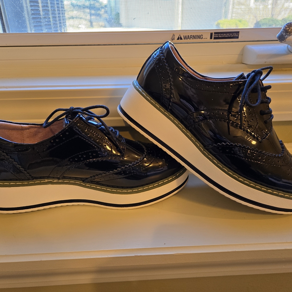 Black Patent Leather Platform Oxfords